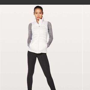Lululemon Down for a Run Vest white size 8